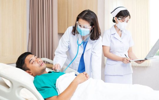 Vì sao nhiều nước miễn viện phí toàn dân